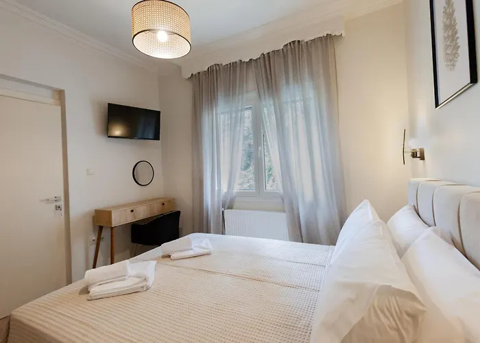 Daydin - Day 卡斯托里亚